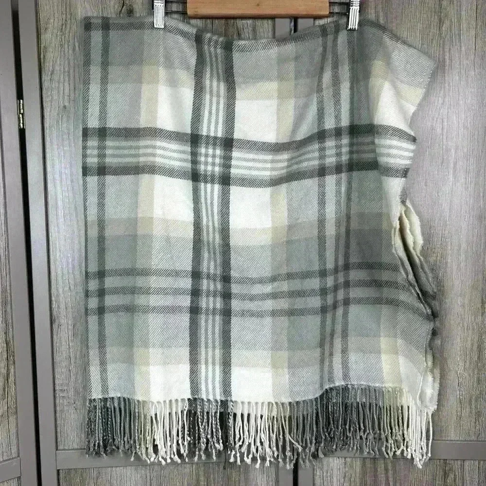 Pottery Barn Blanket Throw Fringe Plaid Square 50